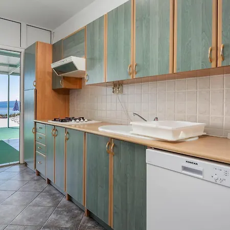 Holiday home Gorgeous In With Kitchen *